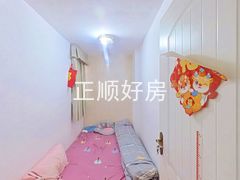 次卧