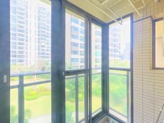 阳台-Ws4GEtpv-0.jpg