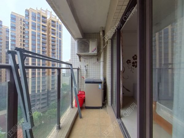 阳台-eqhKjTpf-0.jpg
