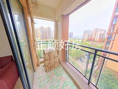 阳台-gnlukeoA-0.jpg