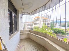 阳台-oaJSmDF6-0.jpg