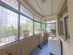 阳台-pnALyYPw-0.jpg