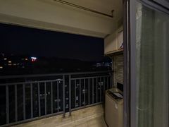 阳台-vVyBMUyj-0.jpg