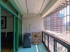 阳台-wWs06mCb-0.jpg
