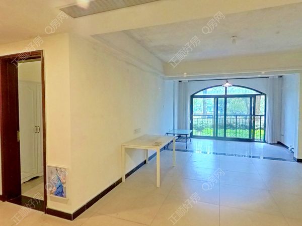 VR看房