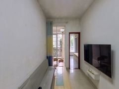 house_img