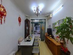 house_img
