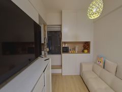 house_img