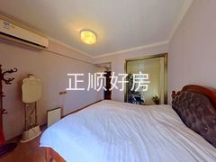 卧室-EJ3qFSj6-0.jpg