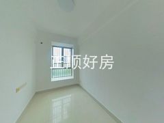 卧室-RqhDPLfA-0.jpg