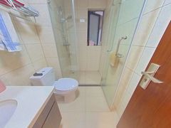 卫生间-1IMBNsCb-0.jpg