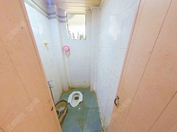卫生间-3CHqQynI-0.jpg