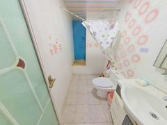 卫生间-79g7BHJg-0.jpg