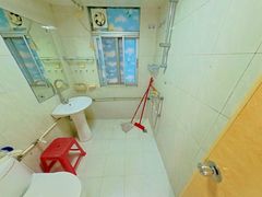 卫生间-7g3yrOPM-0.jpg