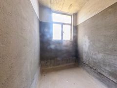 卫生间-8lT7uSsY-0.jpg