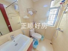 卫生间-CUGNfvh5-0.jpg