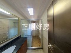 卫生间-FLiUMnbr-0.jpg