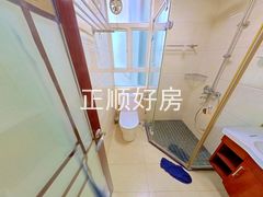 卫生间-FYaTNqyJ-0.jpg