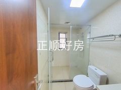 卫生间-Gk87dnvW-0.jpg