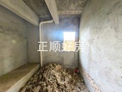 卫生间-HLxymdNk-0.jpg