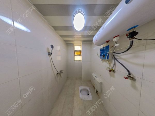 卫生间-IsNYM7Ww-0.jpg