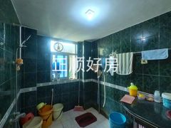 卫生间-WazU7vYi-0.jpg
