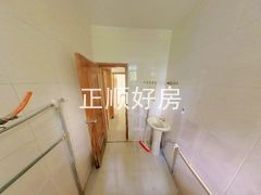 卫生间-a1EZ8u5a-0.jpg
