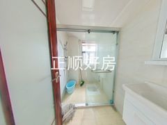 卫生间-hItcVl8E-0.jpg