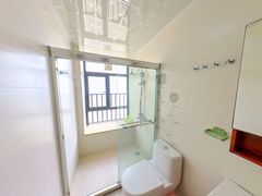 卫生间-kXS5vLIG-0.jpg