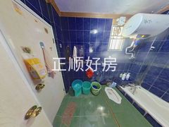 卫生间-ldWLuqXG-0.jpg