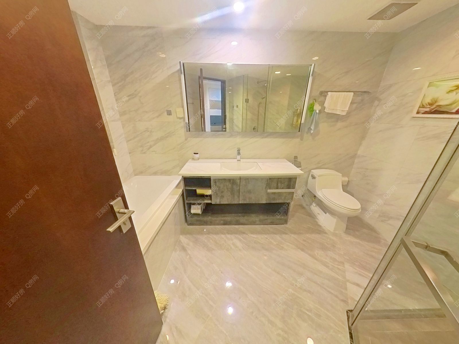 珠海中信红树湾花园卫生间照片_中信红树湾北区 3房2厅2卫 精装 148.53平