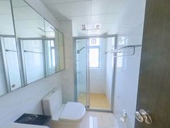 卫生间-q7rBw4C8-0.jpg