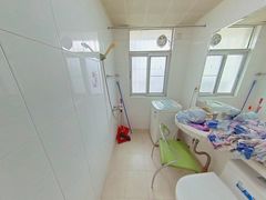 卫生间-qdaUM4HD-0.jpg