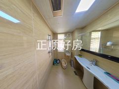 卫生间-tCTsBoK1-0.jpg