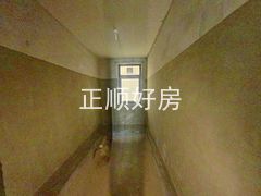 卫生间-ubQIL6oD-0.jpg