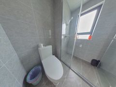 卫生间-v4RIRAmC-0.jpg