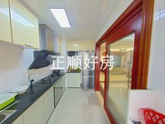 厨房