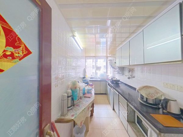 厨房