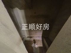 客卫-YNu7gmjF-0.jpg