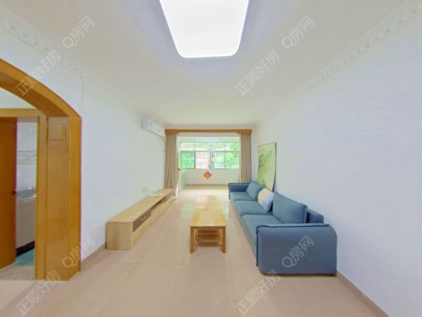 客厅