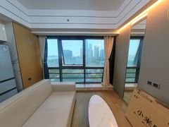 客厅-U04jYL65-0.jpg