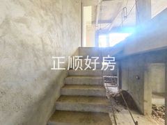 楼梯-2MJTnbmk-0.jpg