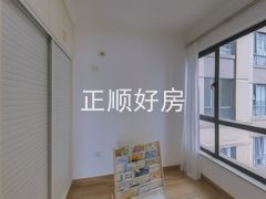 次卧