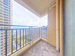 阳台-8WXvMi7t-0.jpg