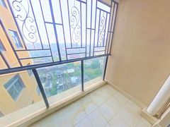 阳台-HNfCgwRs-0.jpg