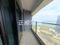 阳台-HnxXEKyF-0.jpg