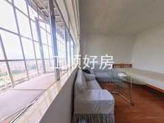 阳台-I1VMjR4k-0.jpg