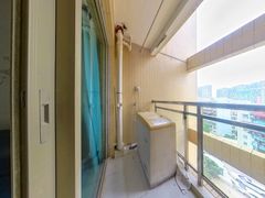 阳台-JlVAcnEu-0.jpg