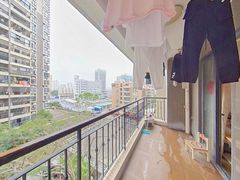阳台-KkXioatf-0.jpg
