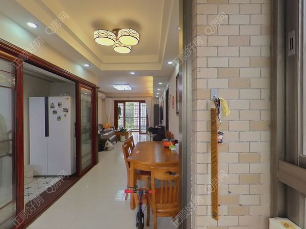 阳台-aidjK81Z-0.jpg